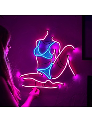 Femme Fatale 2 Neon Duvar Süsü - Nude - Modern Metal Üzerine Neon Duvar Tabela