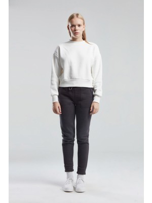 Benmanaj Kadın Beyaz Sweatshirt