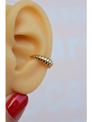 Sacce Scarves & Accessories Bombeli Earcuff Sıkıştırmalı Kıkırdak Küpesi