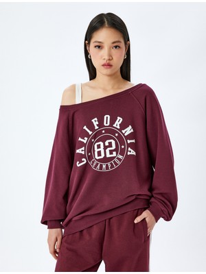 Kolej Baskılı Omzu Açık Kayık Yaka Oversize Sweatshirt