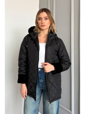 Kadın Kapşonlu Kürklü Kapitone Mont 5197