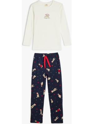 Koton Uzun Kollu Yılbaşı Baskılı Pamuklu Pijama Takımı