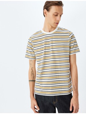 Koton Bisiklet Yaka Kısa Kollu Pamuklu Çizgili Tişört