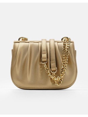 Büzgülü Hatlara Sahip Inci Saplı Deri Kadın Çanta