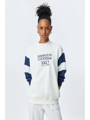 Koton Üç Iplik Bisiklet Yaka Pamuklu Baskılı Sweatshirt