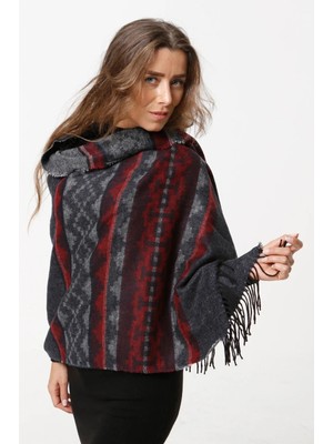 Kadın Püsküllü Şal