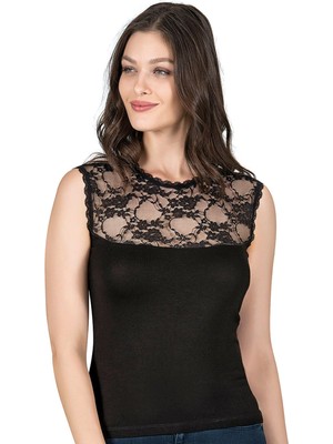 Kadın Premium Yumuşak Rahat Kumaş Viskon Dantel Detaylı Sıfır Kol Örme Bluz