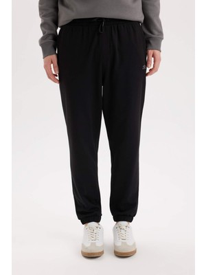 DeFacto Regular Fit Eşofman Altı Cepli Basic Düz Beli Bağcıklı Lastikli Paça D4416AX25SP