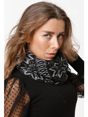 Jakarlıdokuma Kadın Boyunluk