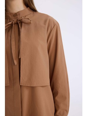 DeFacto Relax Fit Fiyonk Yaka Poplin Uzun Kollu Gömlek Tunik D4152AX25SP