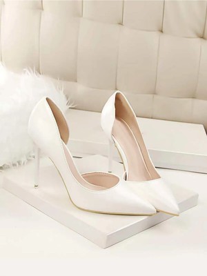 Trendy Anka Kadın Beyaz Cilt 8cm Ince Şeffaf Kapak Topuklu Stiletto Ayakkabı