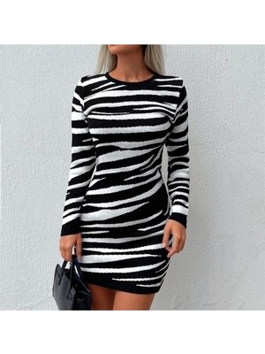 Kadın Uzun Kollu Siyah Beyaz Zebra Desen Triko Elbise