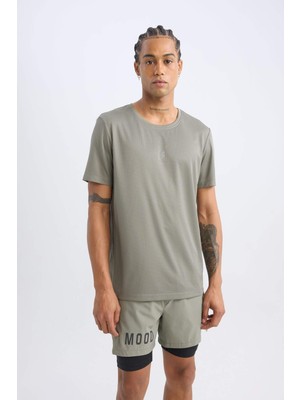 DeFacto Hızlı Kuruyan Slim Fit Dar Kesim Bisiklet Yaka Baskılı Sporcu Kısa Kollu Tişört X6142AZ25SP