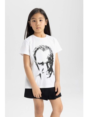 DeFacto Kız Çocuk Atatürk Baskılı Kısa Kollu Beyaz Tişört Z5093A623SM