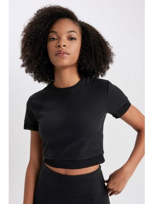 DeFacto Crop Bisiklet Yaka Sporcu Kısa Kollu Tişört A2505AX23AU