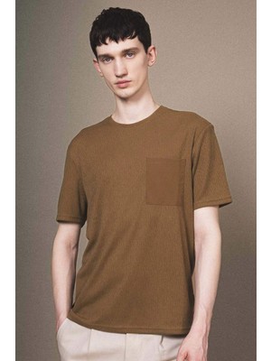 DeFacto Regular Fit Bisiklet Yaka Cepli Kısa Kollu Tişört B6535AX24SP