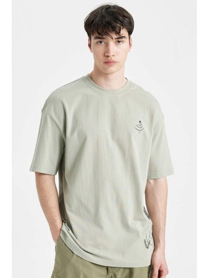 DeFacto Comfort Regular Fit Rahat Kalıp Bisiklet Yaka Baskılı Kısa Kollu Tişört C1865AX24SM