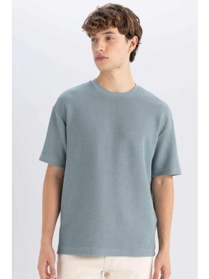 DeFacto Boxy Fit Bisiklet Yaka Kısa Kollu Basic Düz Tişört C8724AX24AU