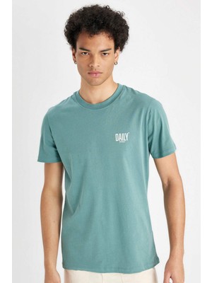 DeFacto %100 Pamuk Slim Fit Dar Kesim Bisiklet Yaka Baskılı Kısa Kollu Tişört C2078AX24AU