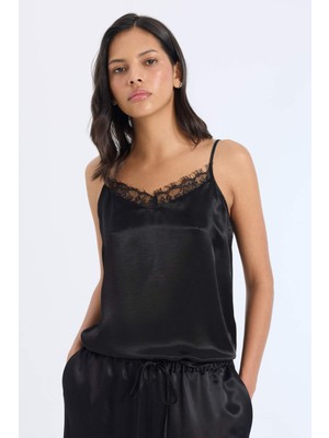 DeFacto Basic Düz V Yaka Saten Askılı Bluz E0214AX24WN