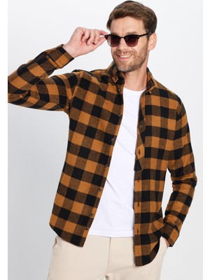 Tudors Erkek Slim Fit Dar Kesim Oduncu Düğmeli Yaka Kareli Kışlık Gömlek