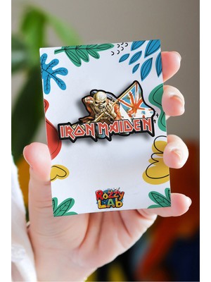 Rozzy Lab Iron Maiden Music Rozet Pin - Ahşap - Broş - Yaka Çanta Aksesuar