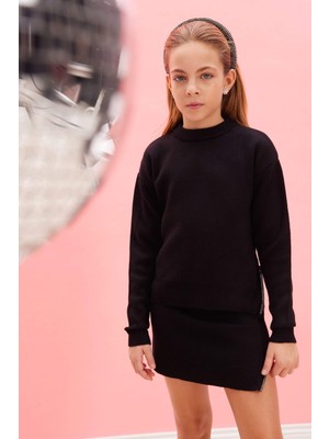 DeFacto Kız Çocuk Siyah Bisiklet Yaka Yırtmaçlı Triko Kazak D1394A824WN