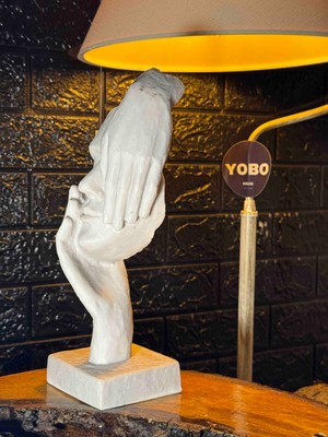 Yobo Polyester Yüz ve El Figürlü Dekoratif Biblo (26 x 11  cm )