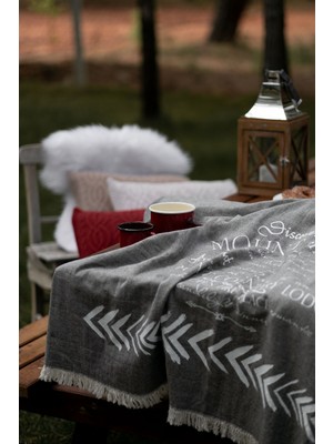 Barine Taşıma Kemerli Peluş Kaplı Çift Yüzlü Yazı Jakarlı Koltuk Şalı Battaniye Siyah