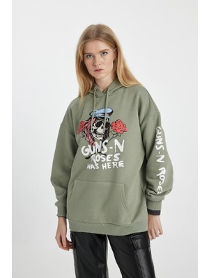 DeFacto Coool Guns N' Roses Oversize Geniş Kalıp Kapüşonlu Kanguru Cepli Kalın Sweatshirt B3007AX23WN