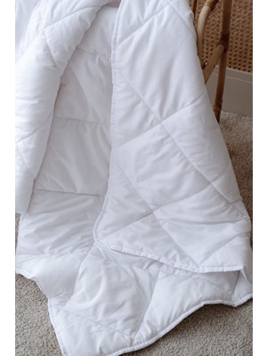 Montessori Yatak Kapitoneli Yorgan - 95X195 cm