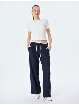 Koton Basic Kısa Kollu Bisiklet Yaka Dokulu Crop Tişört