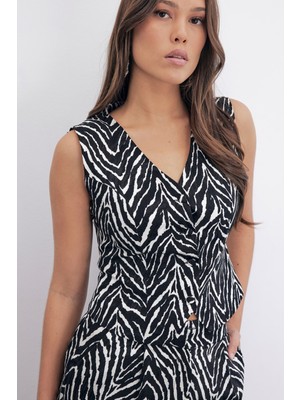 Zebra Desen Kısa Yelek - Siyah