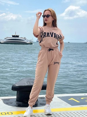 Dar Kalıp Kadın Spor Eşofman Takımı