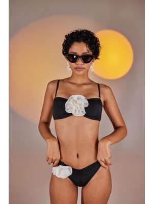 Holly Lolly Çıkarılabilir Çiçek Detaylı Premium Sleek Bikini Altı Siyah