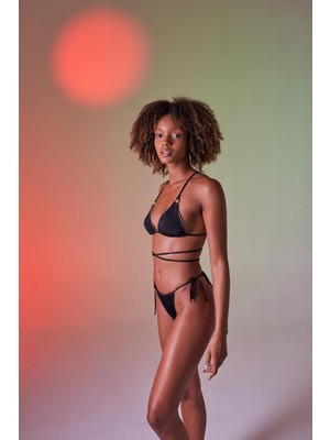 Holly Lolly Bağcıklı U Kesim Brezilya Model Slim Delphi Bikini Altı Siyah