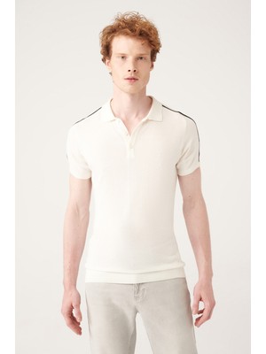 AVVA Erkek Beyaz Polo Yaka Omuzu Çizgi Detaylı Triko T-shirt A31Y5105