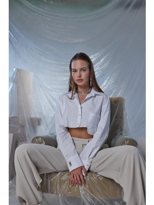 Holly Lolly Göğüs Cepli Crop Pocket Gömlek Beyaz