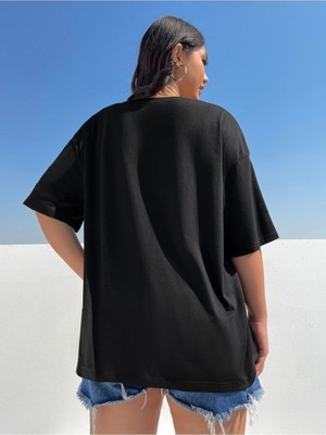 Siyah Oversize T-Shirt Rozet Baskılı