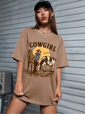 Cowgirl Baskılı Kadın Oversize Kahverengi T-Shirt