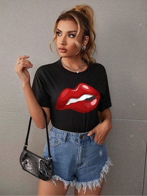 Red Lip Baskılı Kadın Oversize Kırmızı Salas T-Shirt Boyfriend