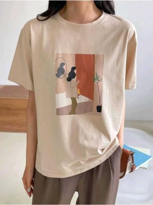 Kadın Tasarım Baskılı Bej Oversize Salaş T-Shirt Boyfriend