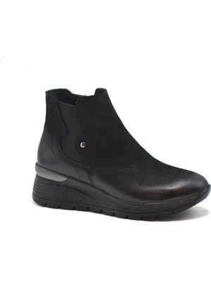 Venüs Kadın Hakiki Deri Fermuarlı Airflow Bot 2313034K - Kahve - 36