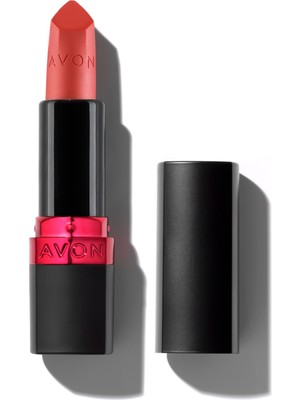 Avon Ultra Mat Ruj - Fiercely Red Stick Formda Renkli ve Nemlendirici Özellikler Sunar