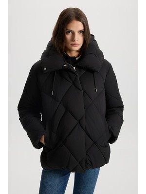 Holly Baklava Desenli Şişme Mont - Siyah