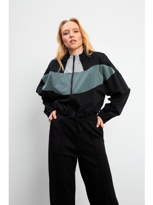 Lilian Kapüşonlu Fermuarlı Paraşüt Sweatshirt - Siyah