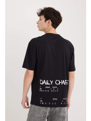 DeFacto %100 Pamuk Boxy Fit Bisiklet Yaka Sırt Baskılı Kısa Kollu Tişört D5583AX25SP