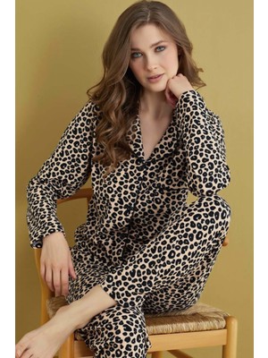 Gri Mor Tekstil Leopar Desenli Gömlek Yaka Cepli Süet Pijama Takımı