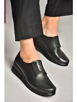 U555301103 Siyah Hakiki Deri Comfort Ortopedik Taban Kadın Ayakkabı