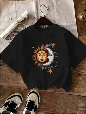 Woodroffe Kadın Geometrik Ay&güneş Baskılı T-Shirt Oversize Salaş